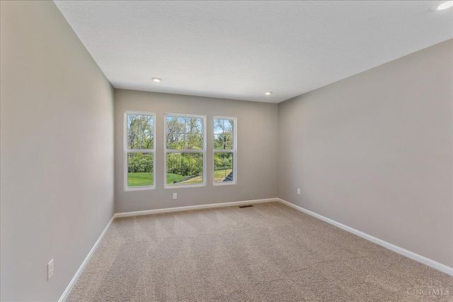 45 Ed Knoll Bend, Springboro, OH 45066
