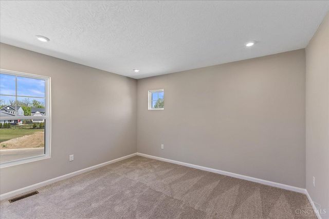 45 Ed Knoll Bend, Springboro, OH 45066