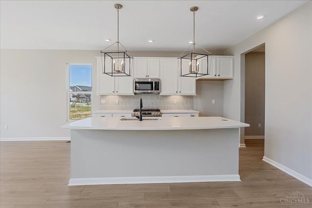 45 Ed Knoll Bend, Springboro, OH 45066