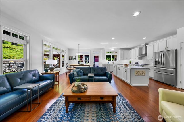 1560 Rocky Road, Bellingham, WA 98226