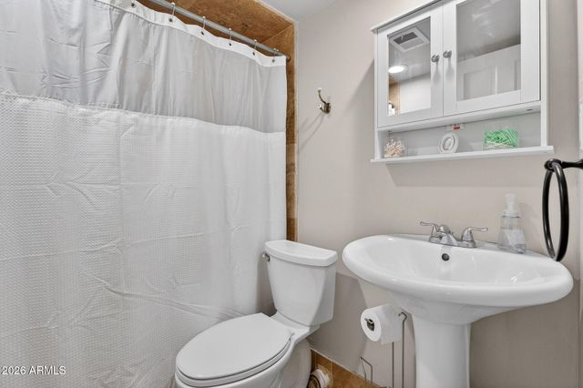 18524 E CHANDLER HEIGHTS Road, Queen Creek, AZ 85142