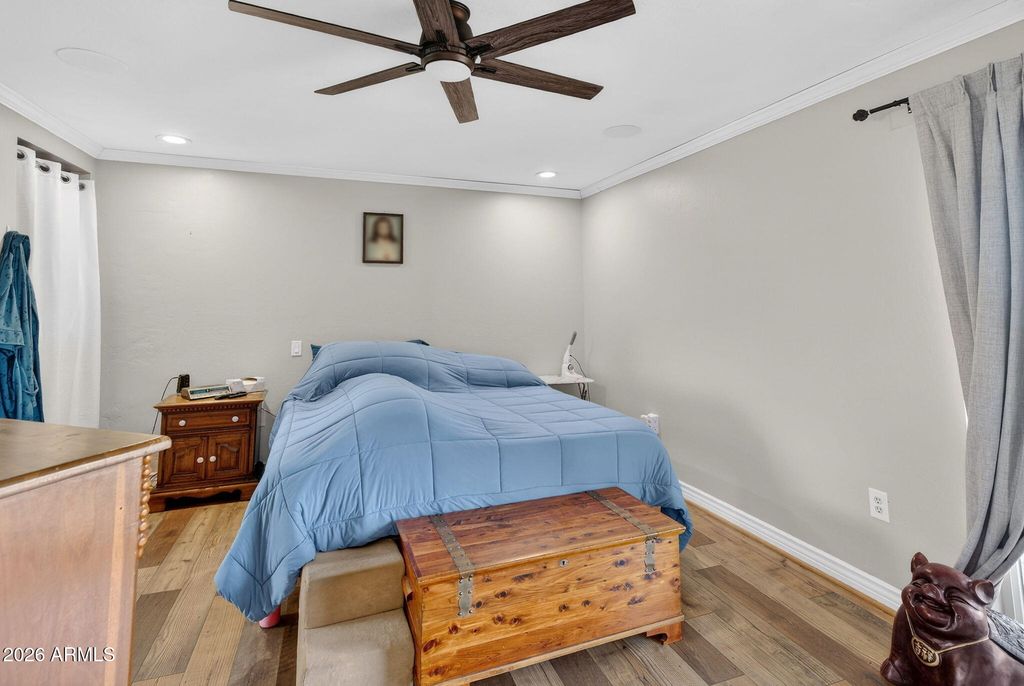 Image 20 of property listing at 18524 E CHANDLER HEIGHTS Road, Queen Creek, AZ 85142