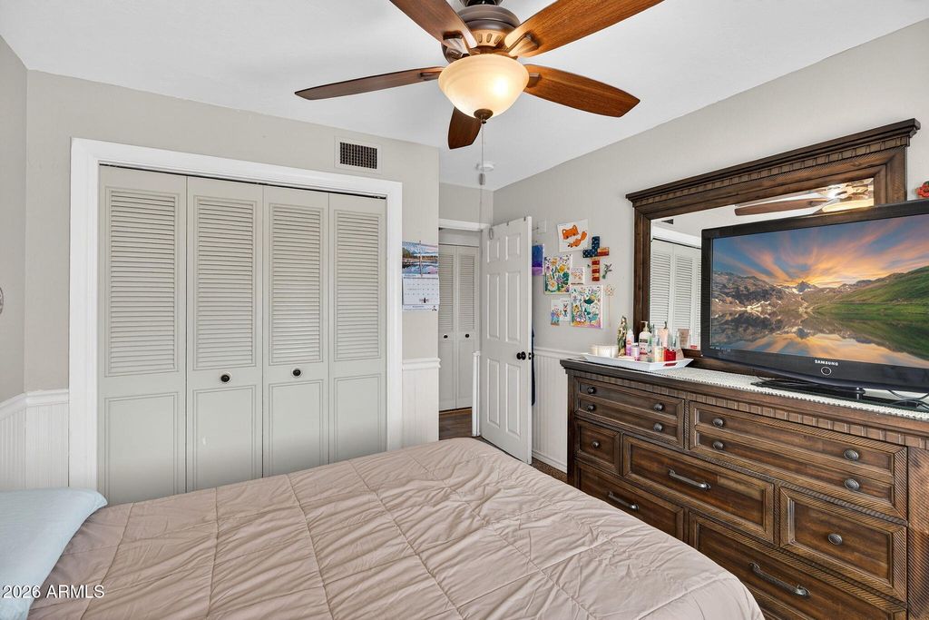Image 33 of property listing at 18524 E CHANDLER HEIGHTS Road, Queen Creek, AZ 85142