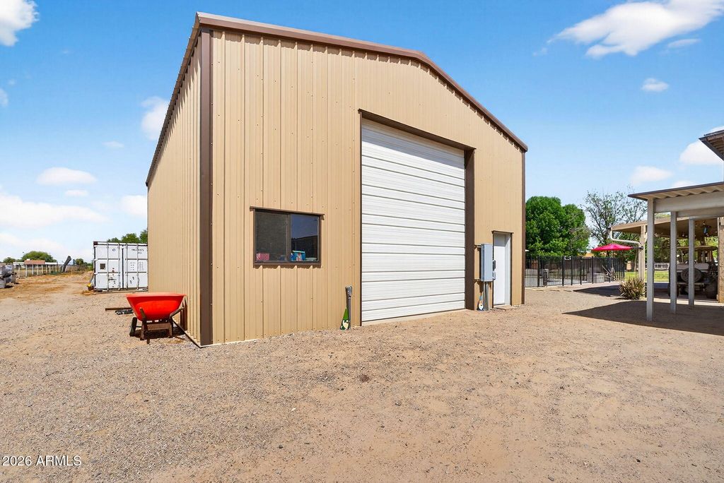 Image 49 of property listing at 18524 E CHANDLER HEIGHTS Road, Queen Creek, AZ 85142