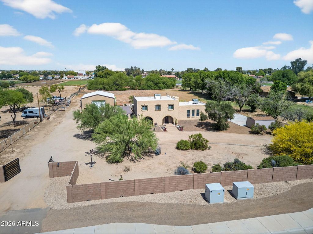 Image 59 of property listing at 18524 E CHANDLER HEIGHTS Road, Queen Creek, AZ 85142