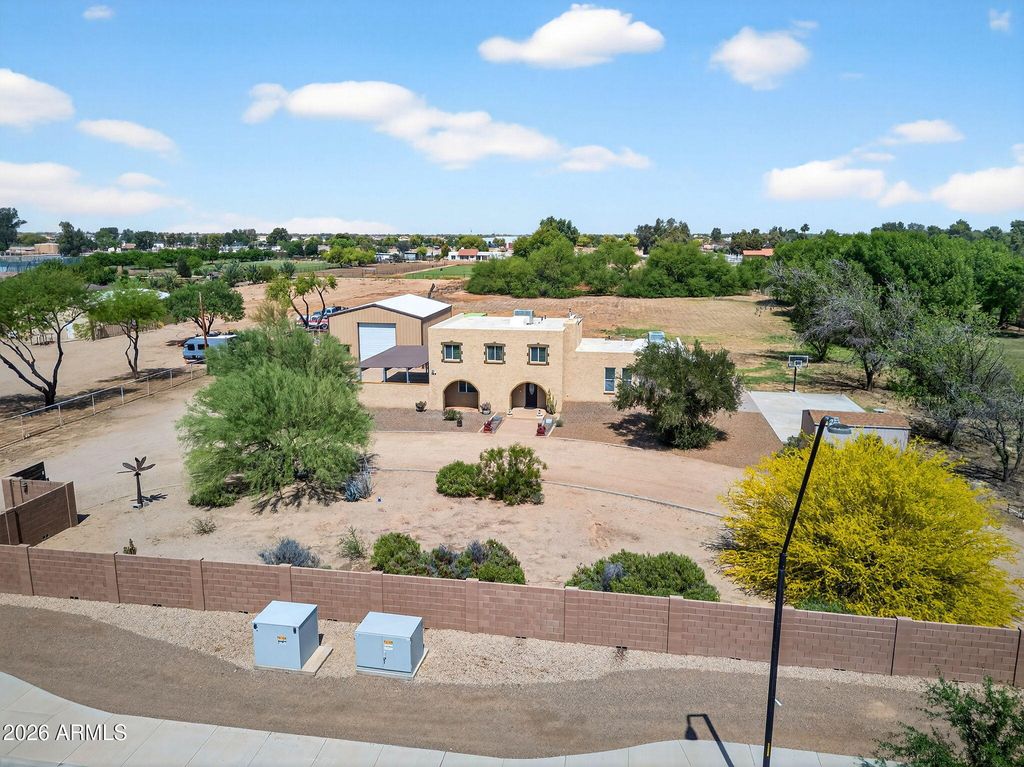 Image 60 of property listing at 18524 E CHANDLER HEIGHTS Road, Queen Creek, AZ 85142