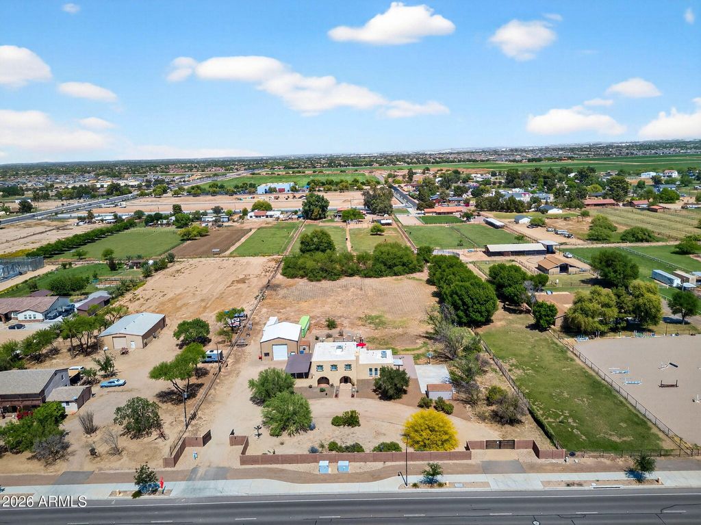 Image 64 of property listing at 18524 E CHANDLER HEIGHTS Road, Queen Creek, AZ 85142