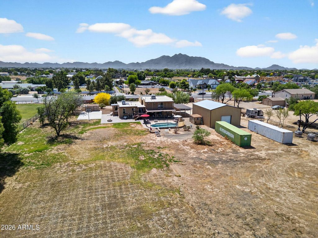 Image 77 of property listing at 18524 E CHANDLER HEIGHTS Road, Queen Creek, AZ 85142