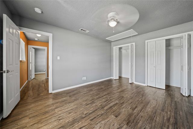 201 S Las Vegas Trail, White Settlement, TX 76108