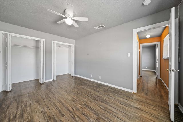 201 S Las Vegas Trail, White Settlement, TX 76108