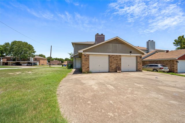 201 S Las Vegas Trail, White Settlement, TX 76108