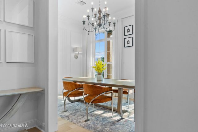 209 Stoney Shadow Drive, Lafayette, LA 70508