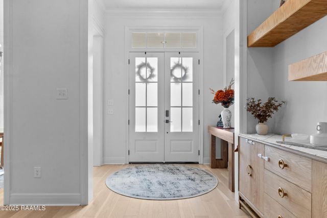 209 Stoney Shadow Drive, Lafayette, LA 70508