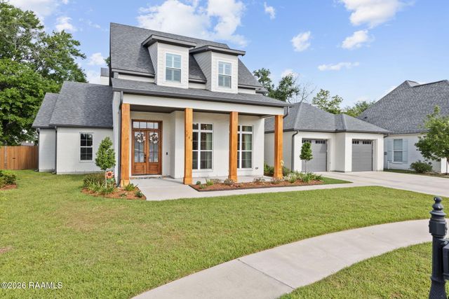209 Stoney Shadow Drive, Lafayette, LA 70508