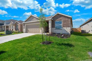 5822 GERONIMO WAY, Seguin, TX 78155
