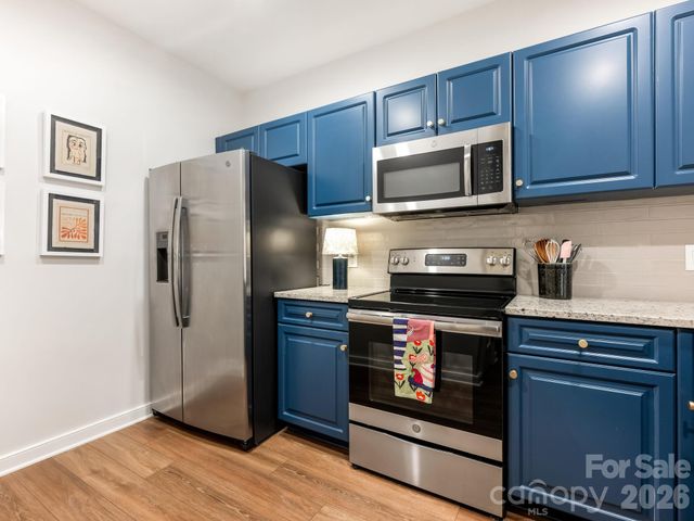 416 Queens Road 7, Charlotte, NC 28207