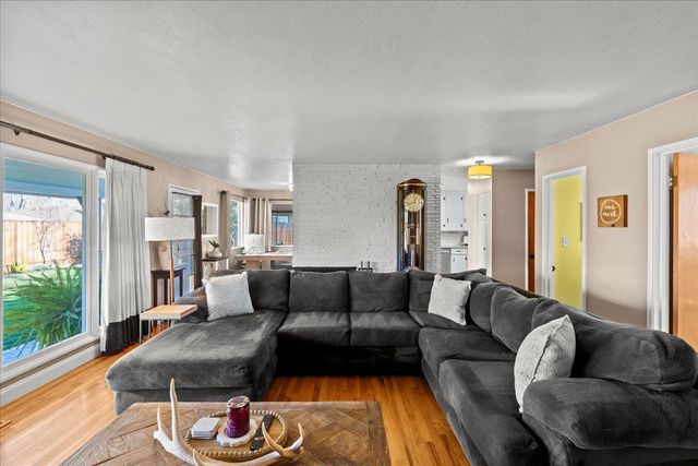 1409 Cherrywood Dr, Modesto, CA 95350