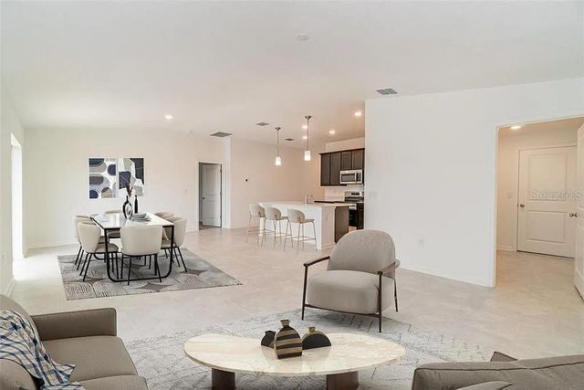 2220 GREEN VALLEY STREET, Daytona Beach, FL 32124