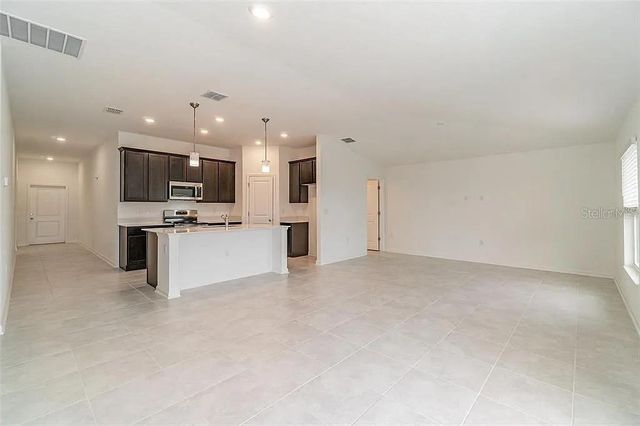 2220 GREEN VALLEY STREET, Daytona Beach, FL 32124