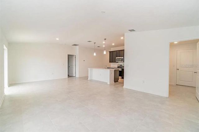 2220 GREEN VALLEY STREET, Daytona Beach, FL 32124