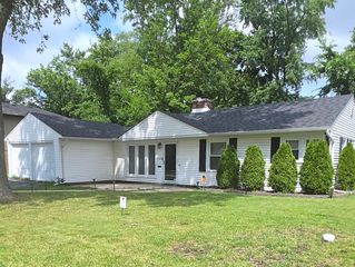 340 Indianwood Boulevard, Park Forest, IL 60466