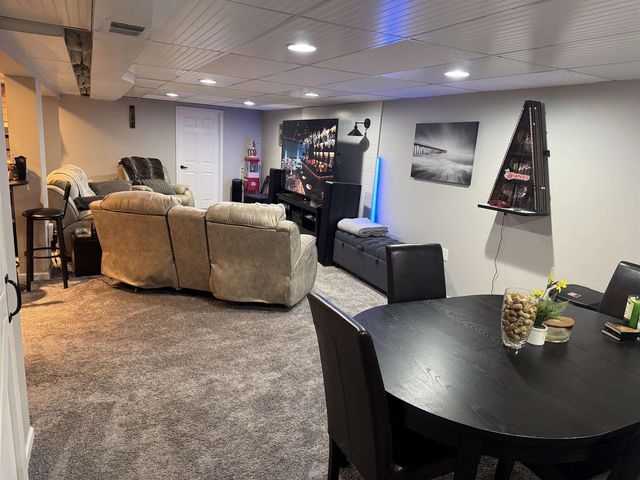 1936 Cliff Alex Court, Waukesha, WI 53189