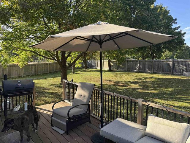 1936 Cliff Alex Court, Waukesha, WI 53189