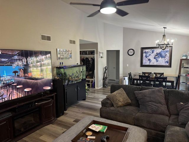 1936 Cliff Alex Court, Waukesha, WI 53189