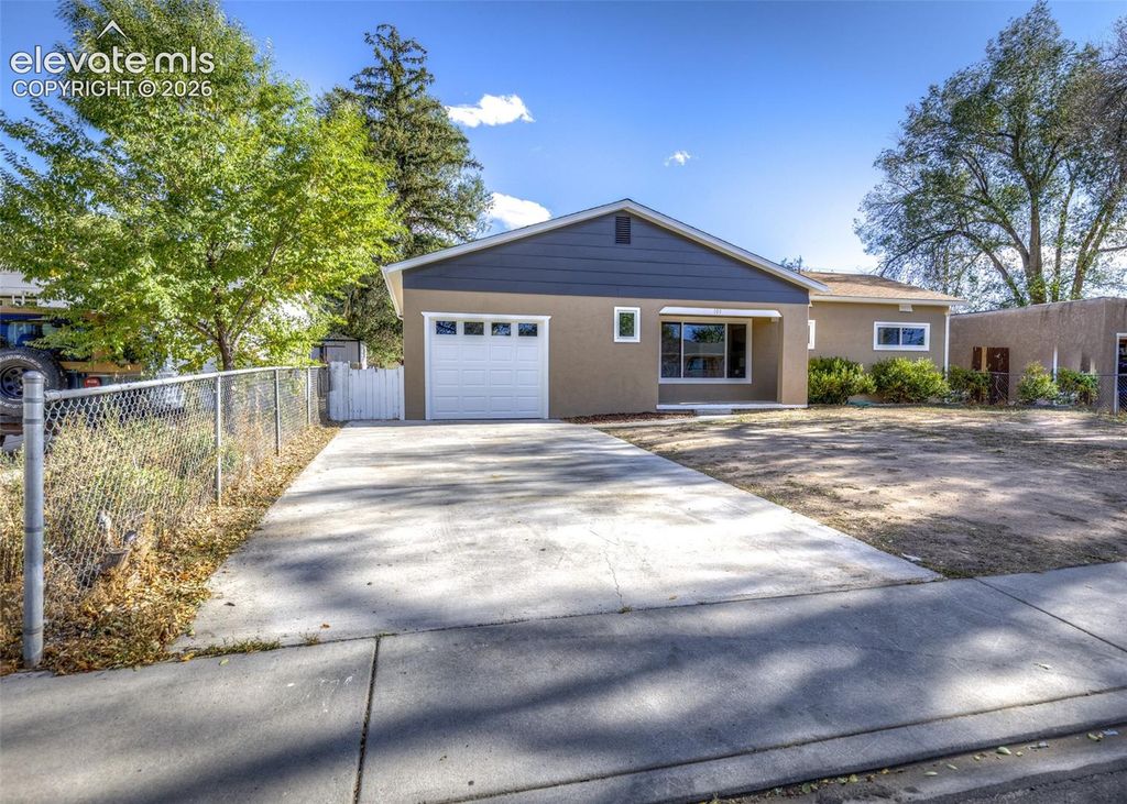 105 Norman Drive, Colorado Springs, CO 80911 — photo 2