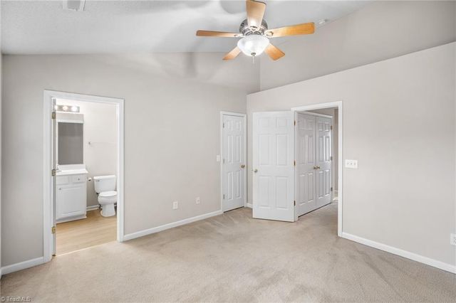 1772 Olivers Crossing Circle, Winston-salem, NC 27127