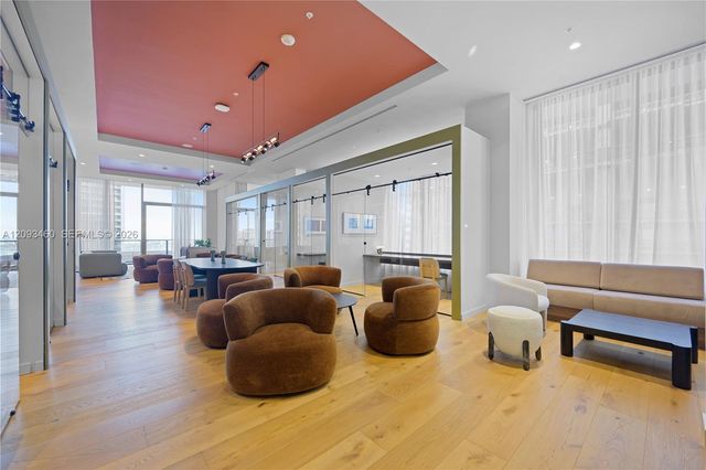 11 NE 6th Street 1111, Miami, FL 33132
