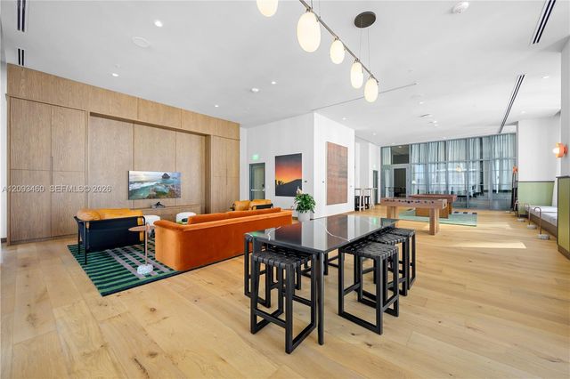 11 NE 6th Street 1111, Miami, FL 33132