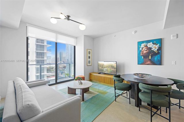 11 NE 6th Street 1111, Miami, FL 33132