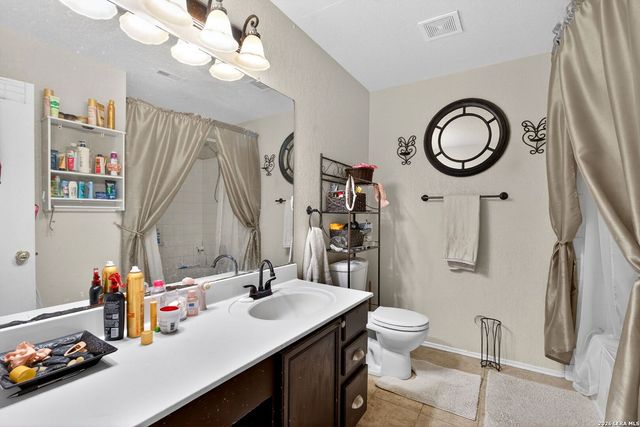 11154 Acuff Station, San Antonio, TX 78254