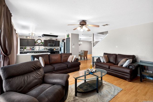 11154 Acuff Station, San Antonio, TX 78254