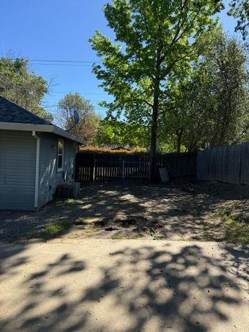 6805 E Chestnut Ave, Orangevale, CA 95662