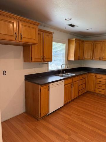 6805 E Chestnut Ave, Orangevale, CA 95662