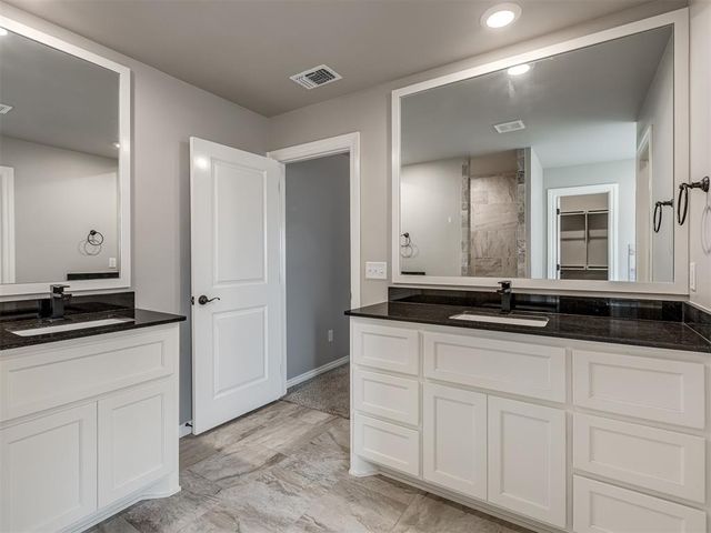 12316 SW 31st Street, Yukon, OK 73099