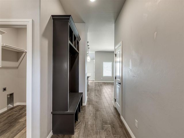 12316 SW 31st Street, Yukon, OK 73099