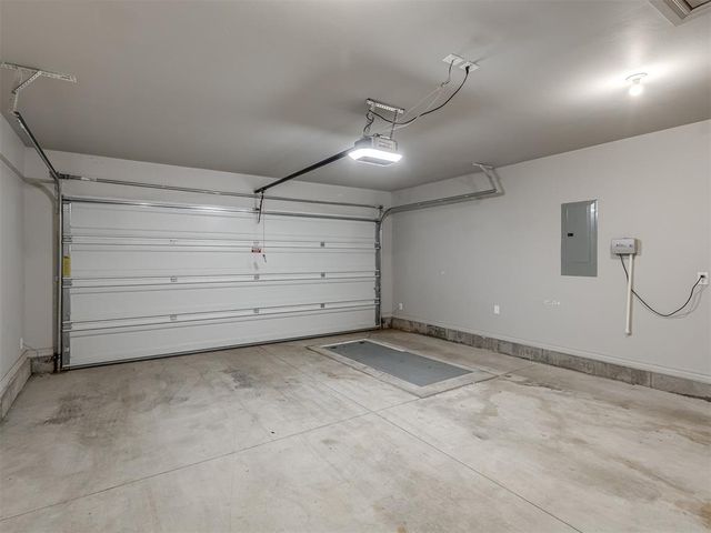 12316 SW 31st Street, Yukon, OK 73099