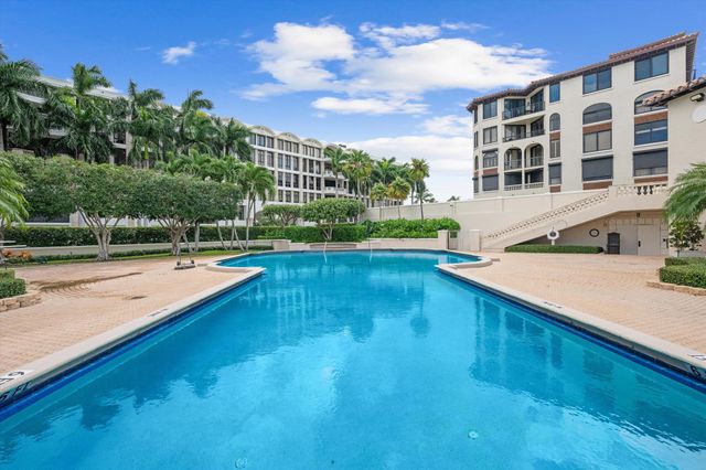 200 Bradley Place 303, Palm Beach, FL 33480