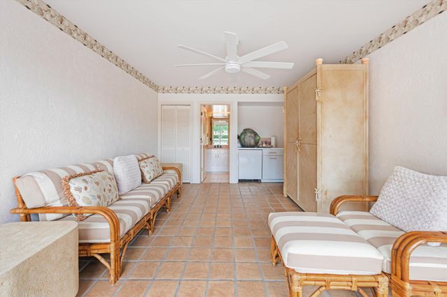 200 Bradley Place 303, Palm Beach, FL 33480