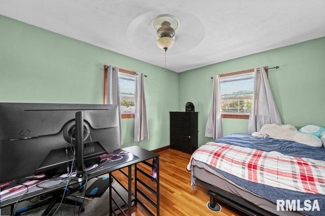 1903 E 6TH Street, Coal Valley, IL 61240