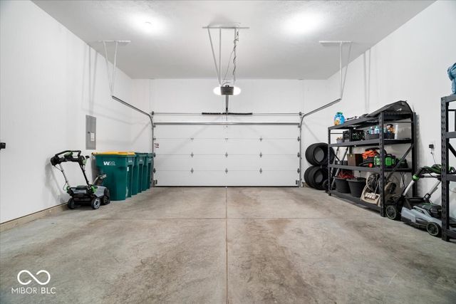 2065 Granville Drive, Westfield, IN 46074