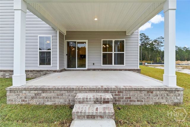 152 Hanover Place, Richmond Hill, GA 31324