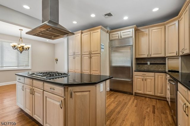 567 Mountain Ave, Springfield Twp., NJ 07081