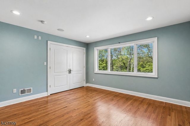 567 Mountain Ave, Springfield Twp., NJ 07081