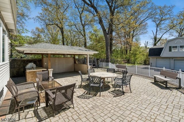567 Mountain Ave, Springfield Twp., NJ 07081