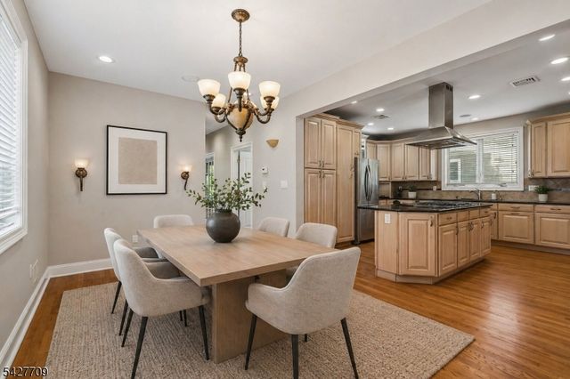 567 Mountain Ave, Springfield Twp., NJ 07081