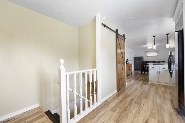 204 2nd St NE, Surrey, ND 58785